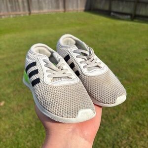 Adidas Upath white with black green kids shoes 8K GUC just fabric stained